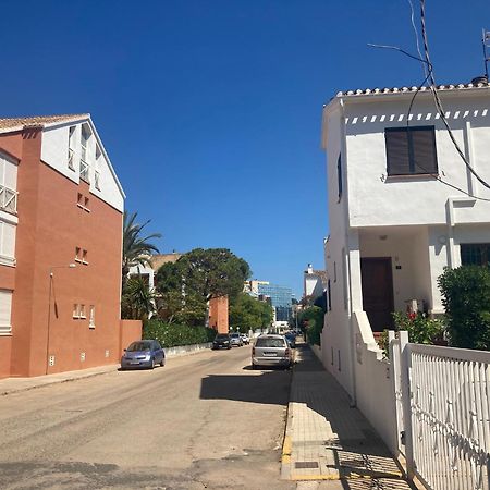 Chalet Adosado En Urbanizacion Con Precioso Jardin เดเนีย ภายนอก รูปภาพ