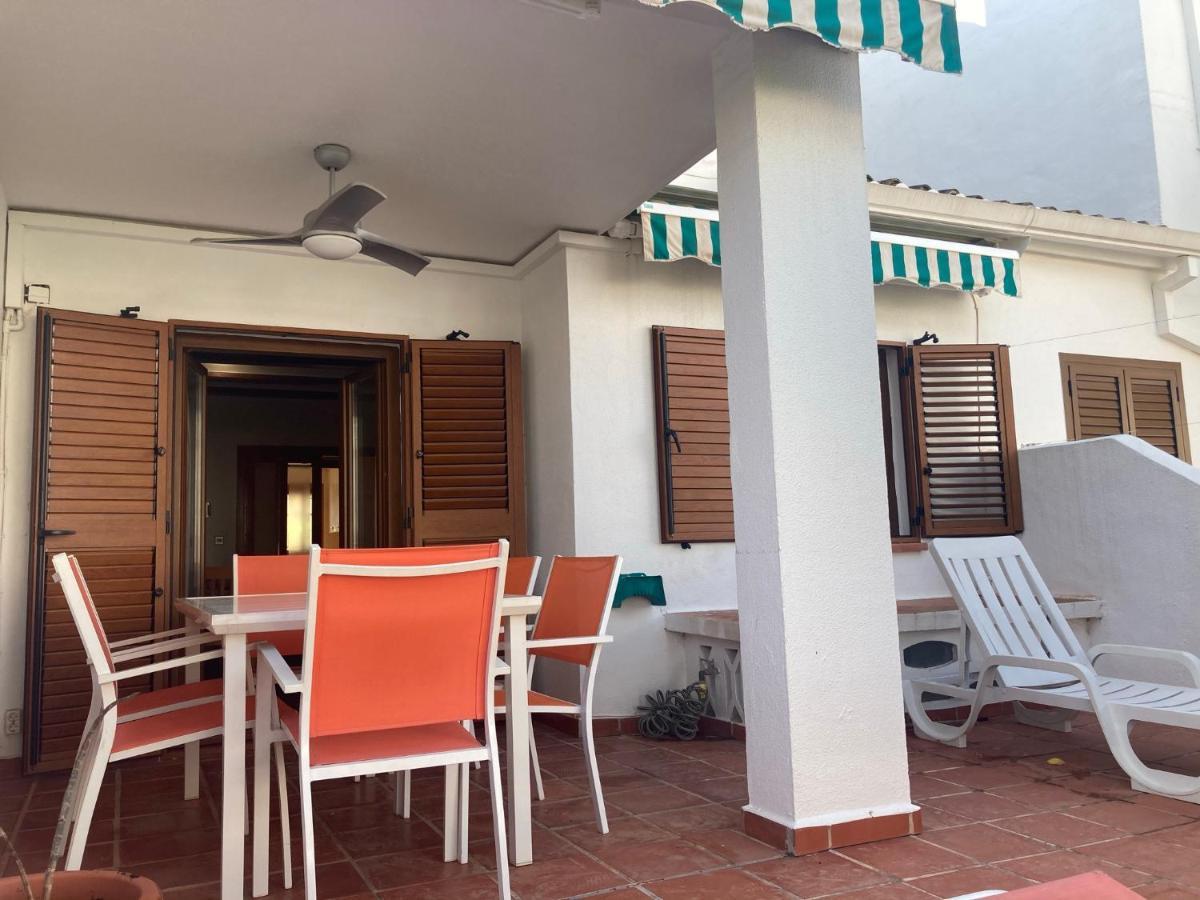 Chalet Adosado En Urbanizacion Con Precioso Jardin เดเนีย ภายนอก รูปภาพ