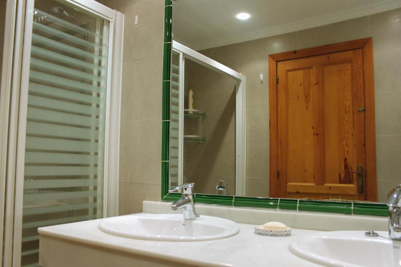 Chalet Adosado En Urbanizacion Con Precioso Jardin เดเนีย ภายนอก รูปภาพ